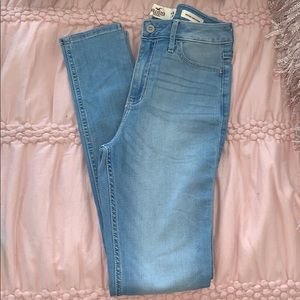 Hollister High Rise Skinny Jeans